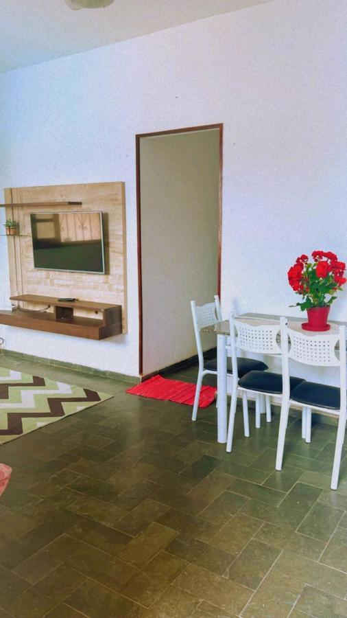 Lugar Encantador E Aconchegante, Com Piscina 瓜鲁雅 外观 照片